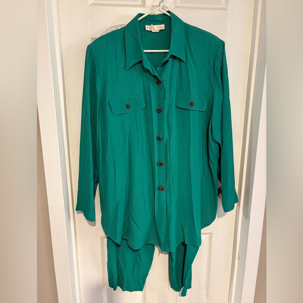 Venezia Green Button-Up Shirt and Pants Set